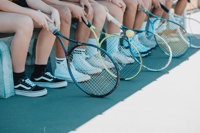 Tennis community atmosphere