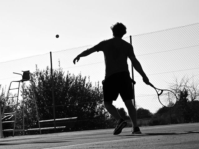 Tennis court facilities