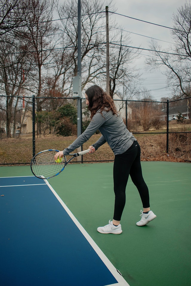 Tennis community atmosphere